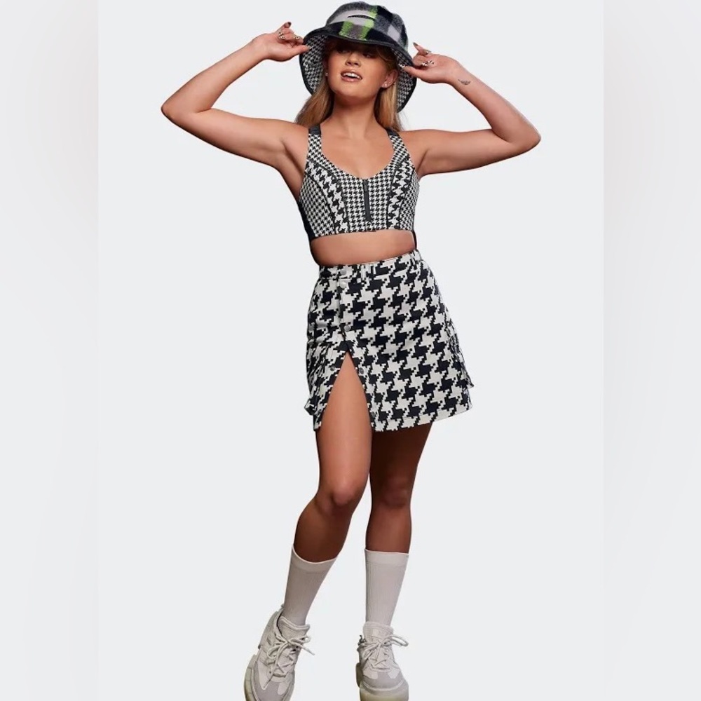 Adidas x Ivy park Halls of Ivy Skirt